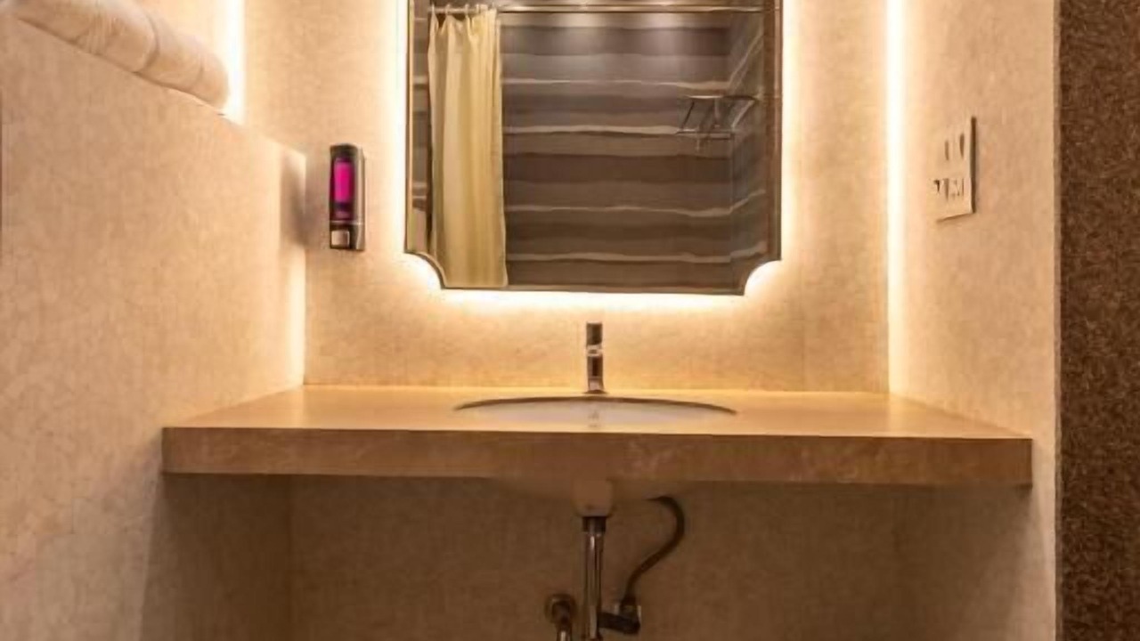 Photo of Bathroom in Prabhadevi