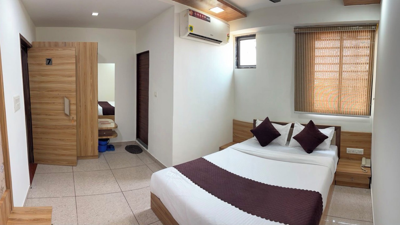Photo of Bedroom in Ahmedabad
