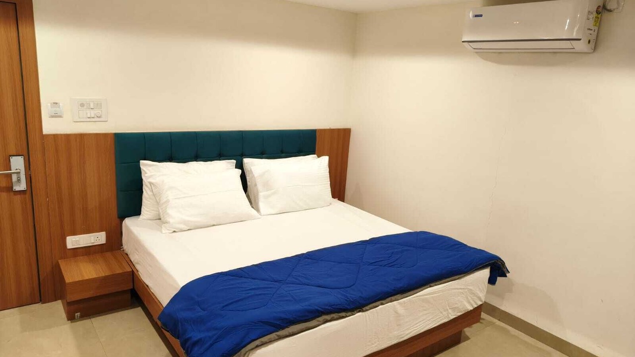 Photo of Bedroom in Barnagar