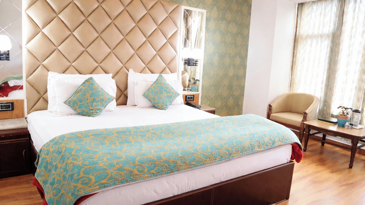 Photo of Bedroom in Taj Ganj
