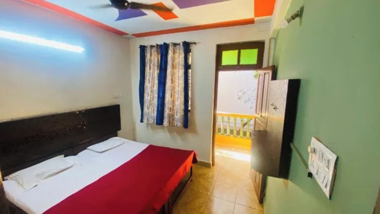 Photo of Bedroom in Calangute