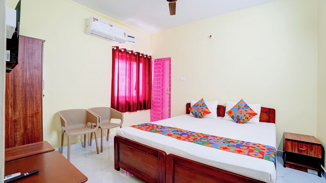 Photo of Bedroom in Kelambakkam