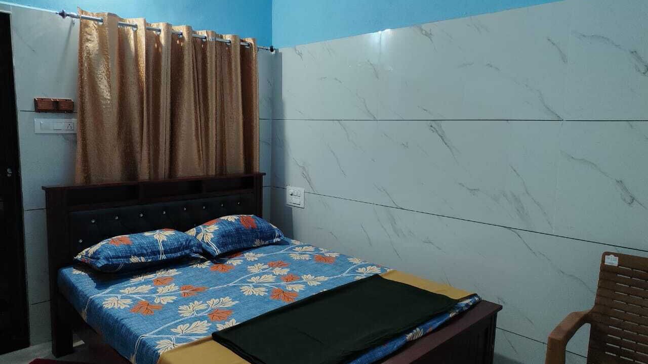 Photo of Bedroom in Murudeshwara