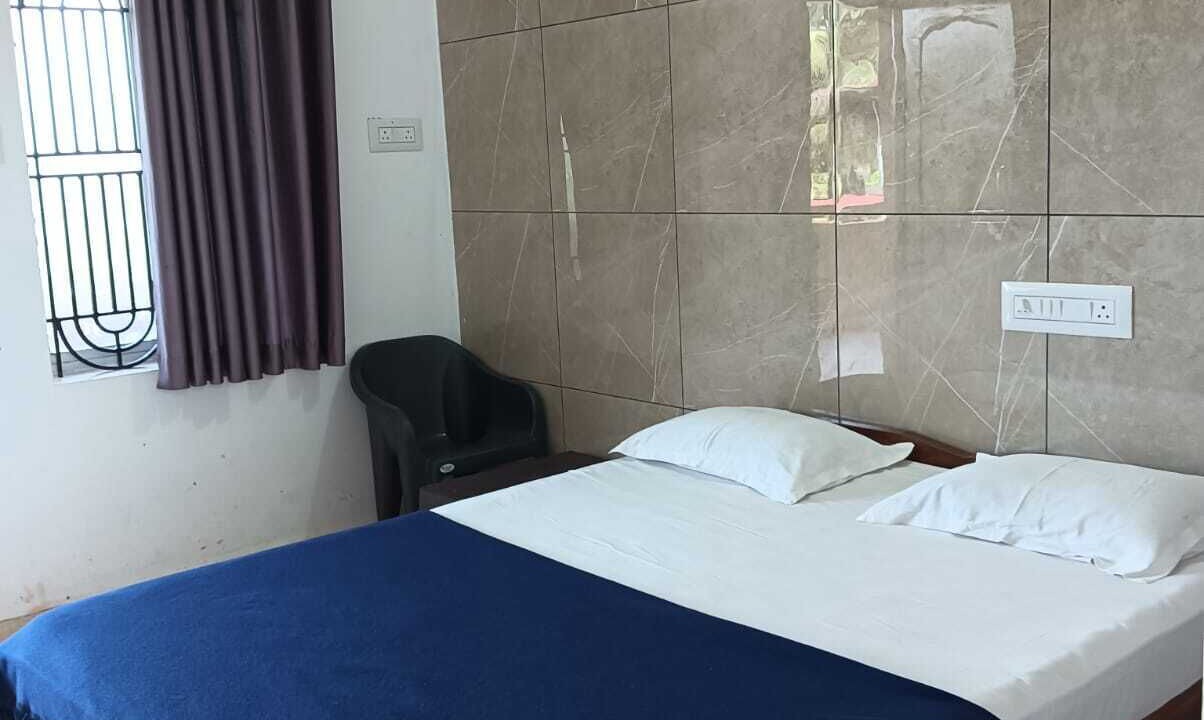 Photo of Bedroom in Murudeshwara