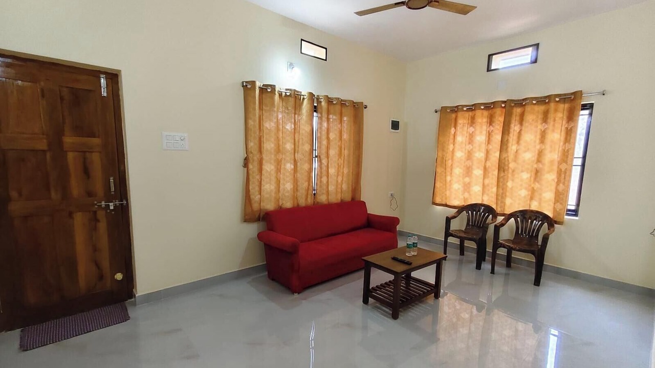Photo of Bedroom in Murudeshwara