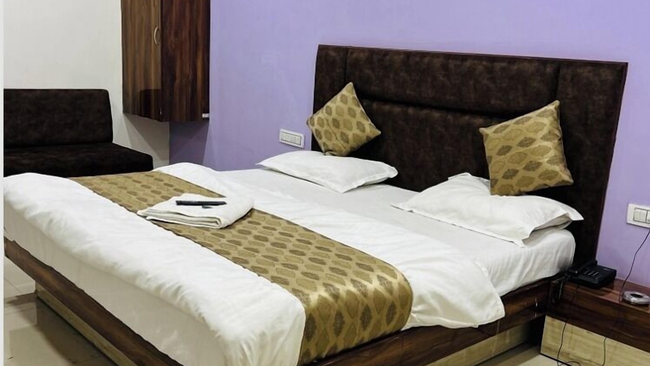 Photo of Bedroom in Ahmedabad