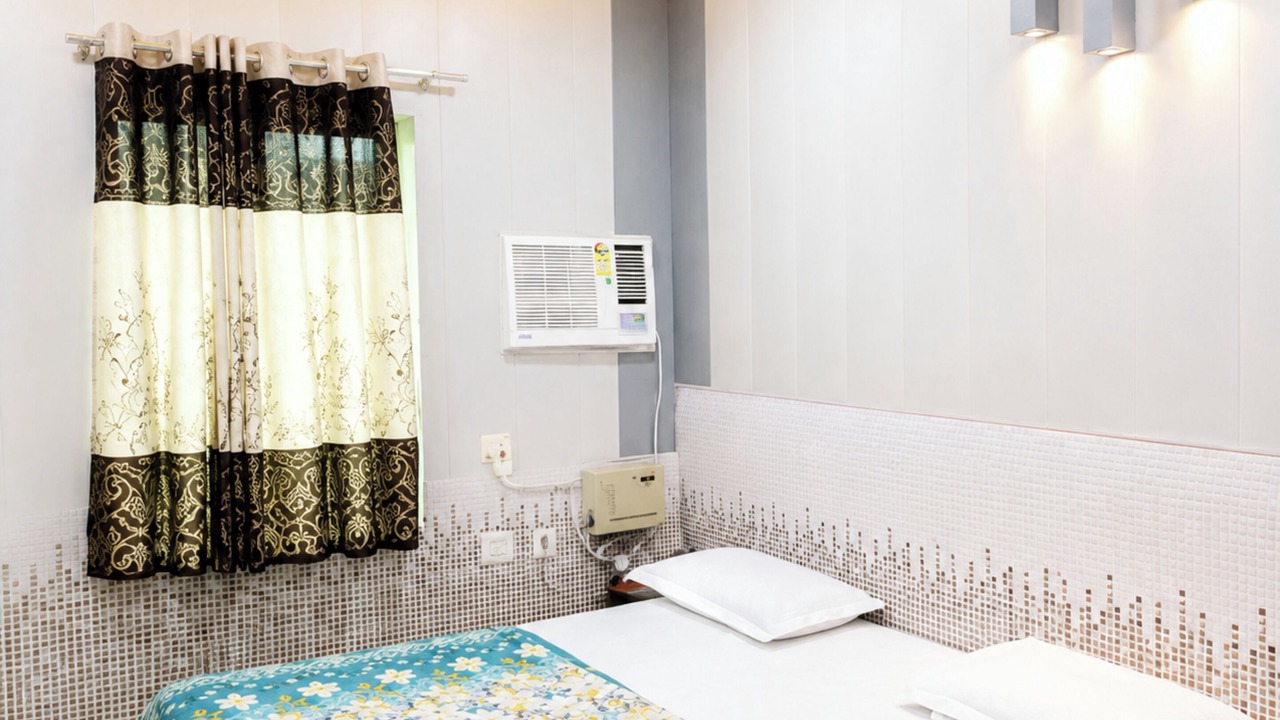 Photo of Bedroom in Sitarganj