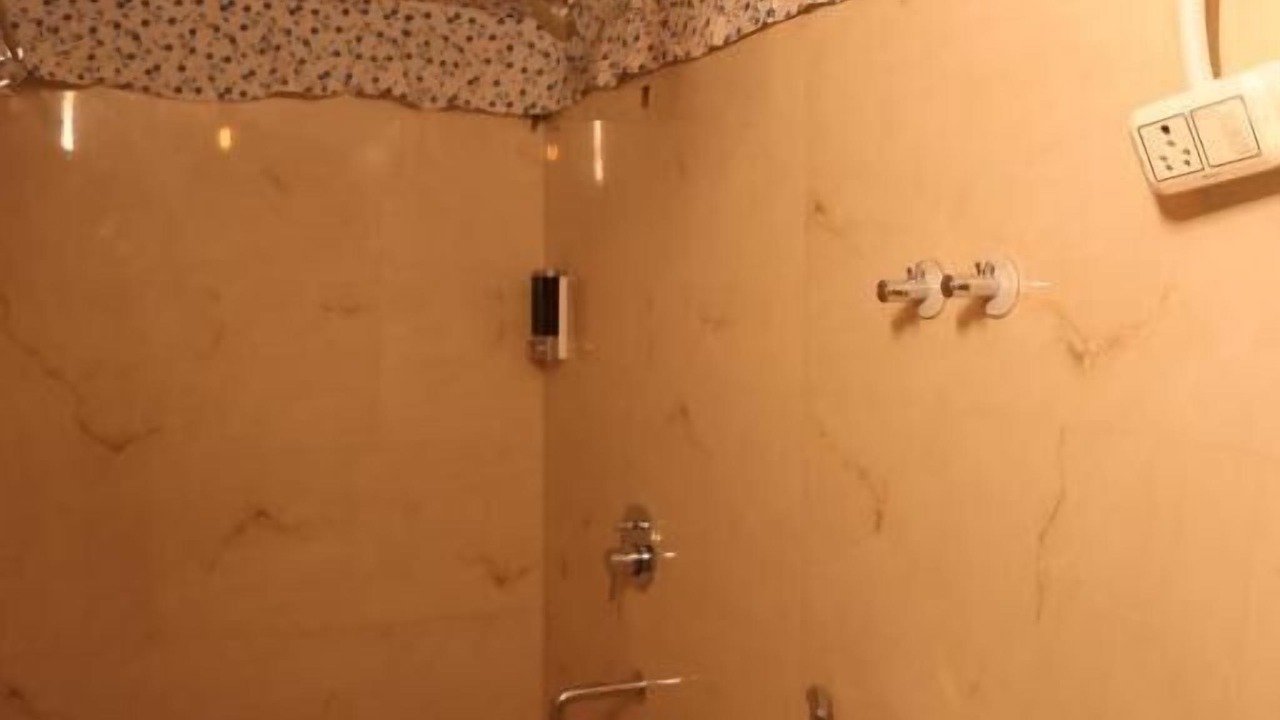 Photo of Bathroom in Auli