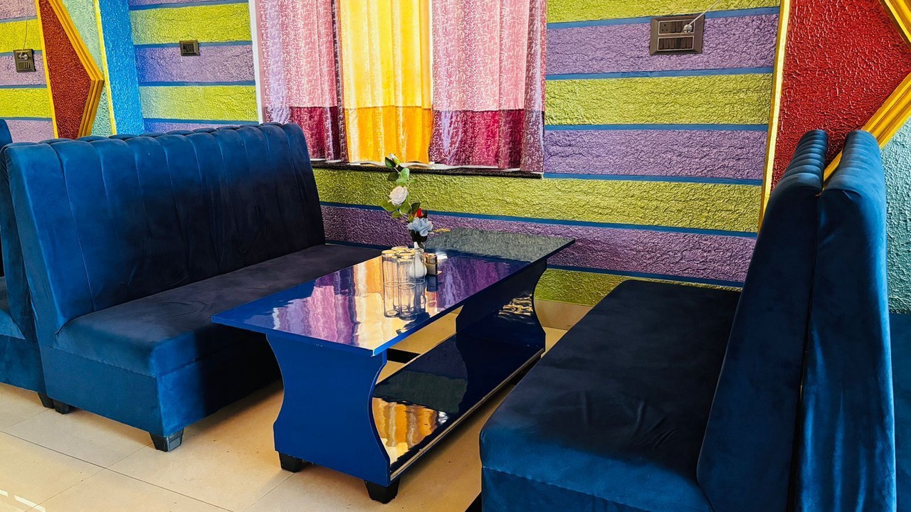 Photo of Livingroom in Khatima