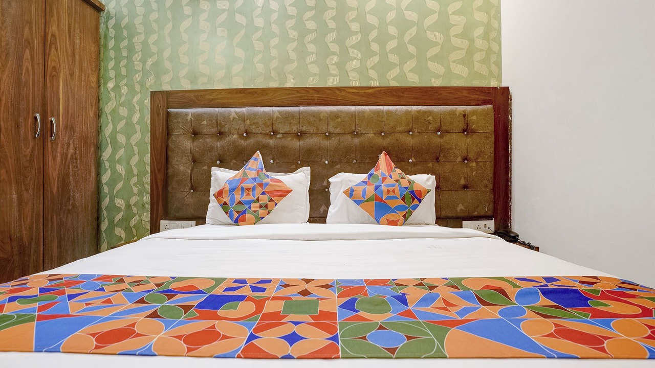 Photo of Bedroom in Jogeshwari East