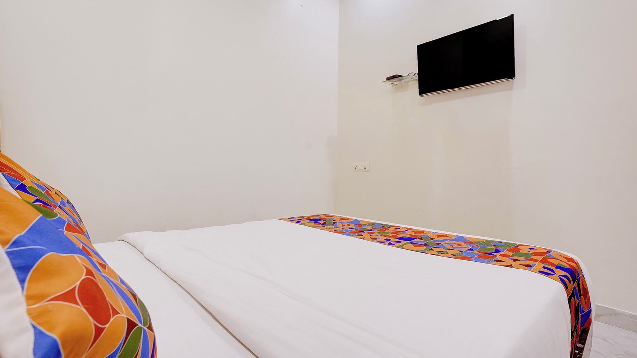 Photo of Bedroom in Jogeshwari East