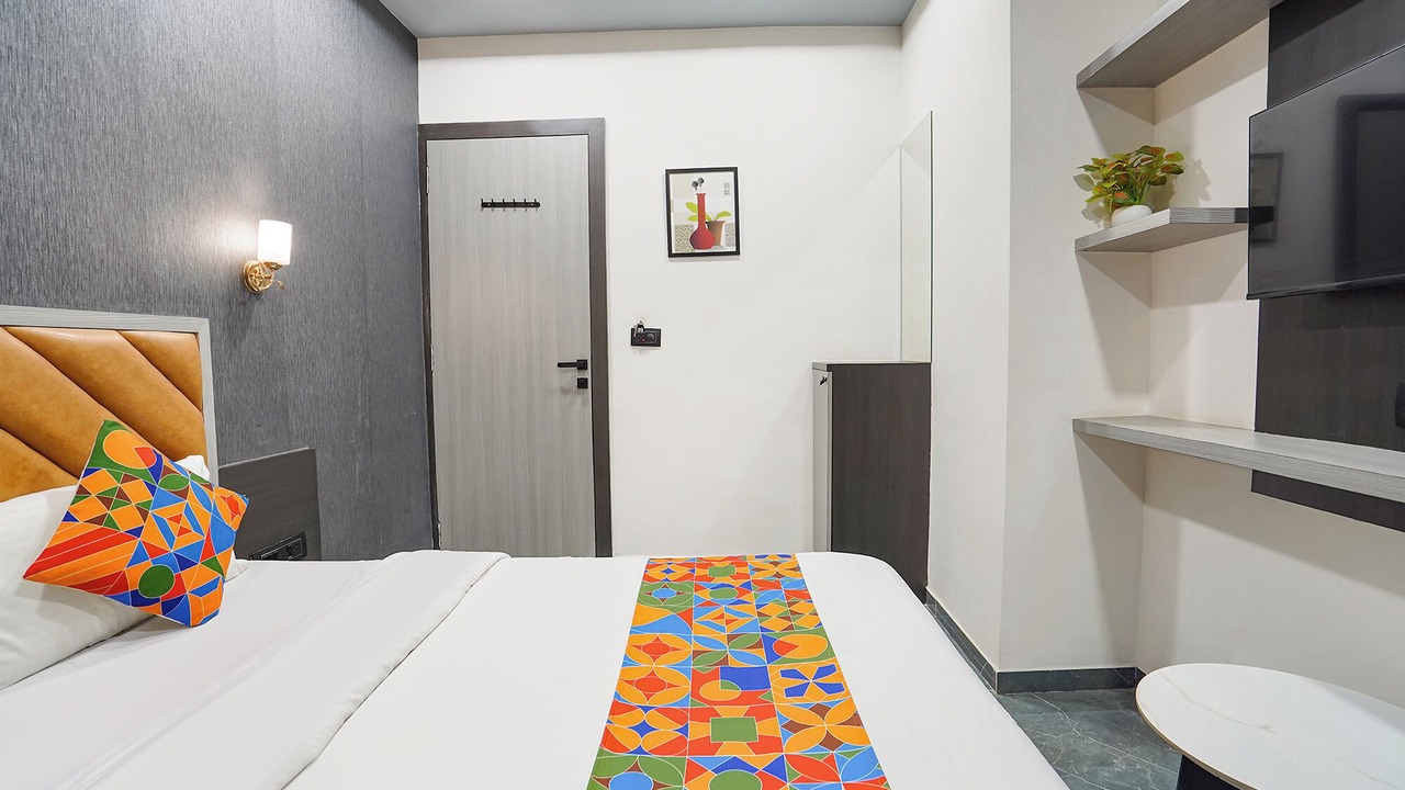 Photo of Bedroom in Navarangpura Gam