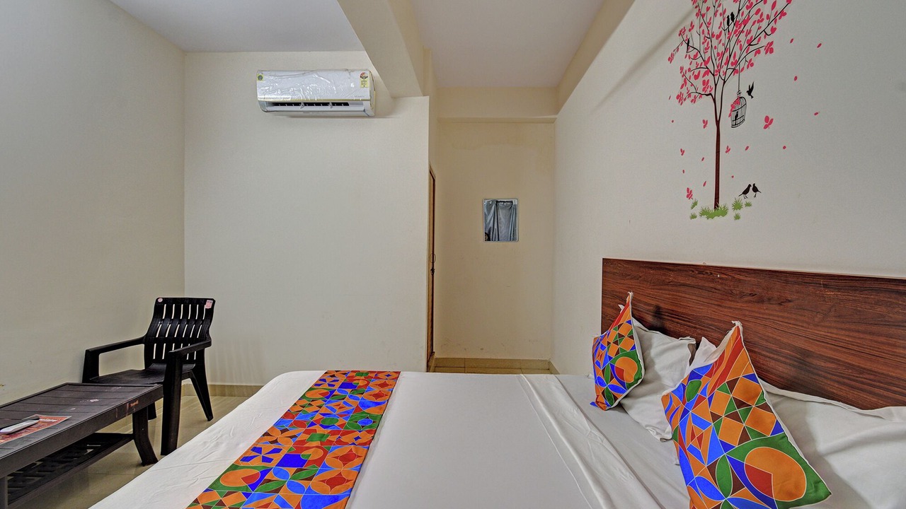 Photo of Bedroom in Ameerpet
