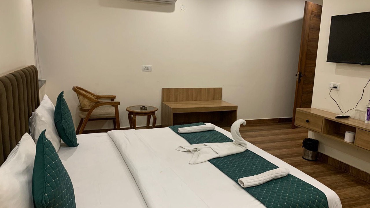 Photo of Bedroom in Dehradun