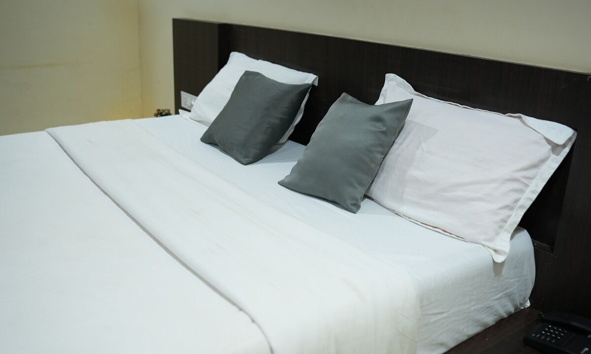Photo of Bedroom in Murudeshwara