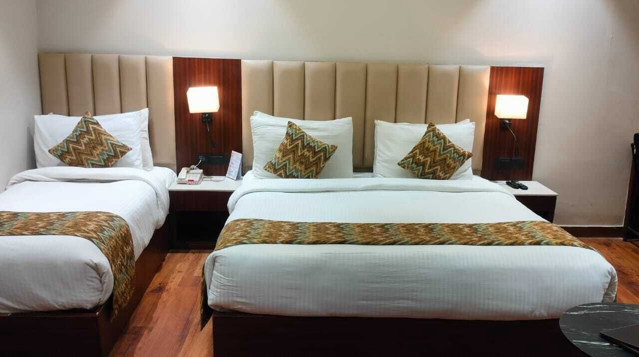 Photo of Bedroom in Taj Ganj