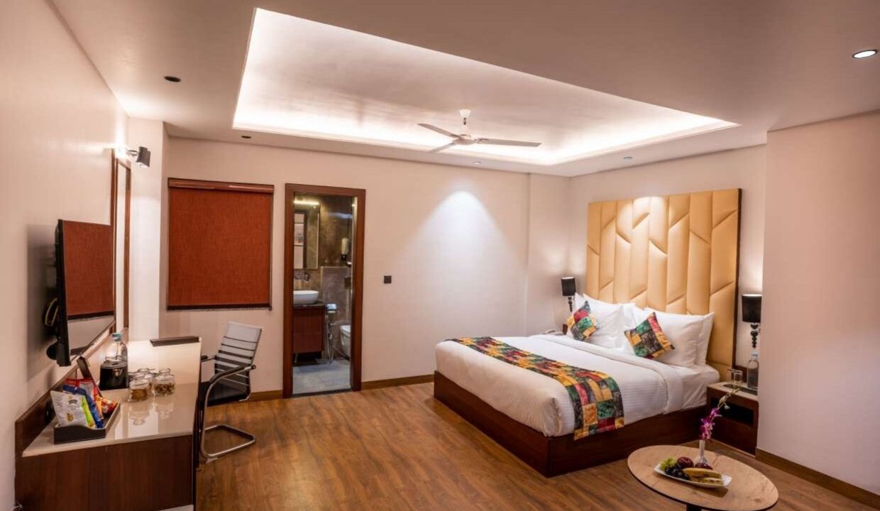 Photo of Bedroom in Taj Ganj