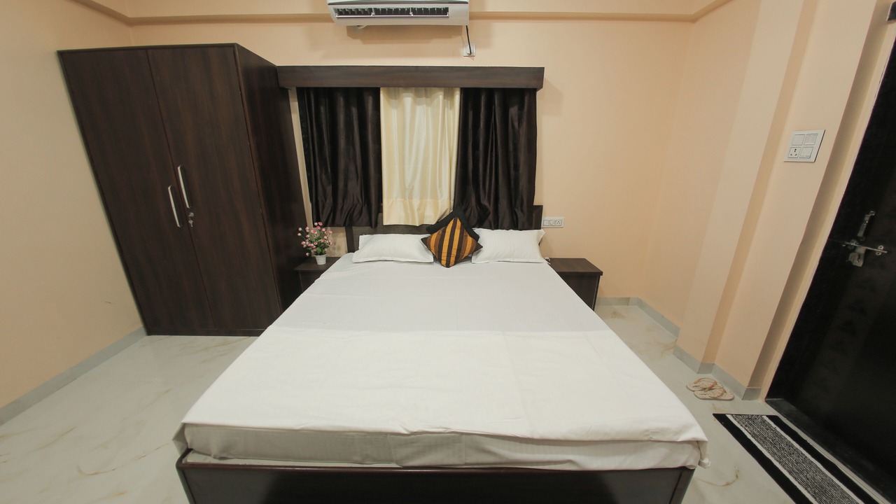 Photo of Bedroom in Mhow