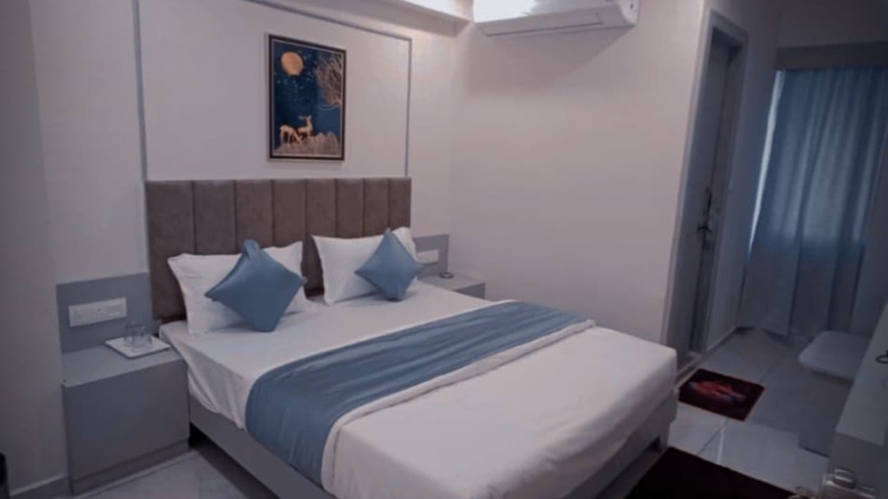 Photo of Bedroom in Gandhinagar