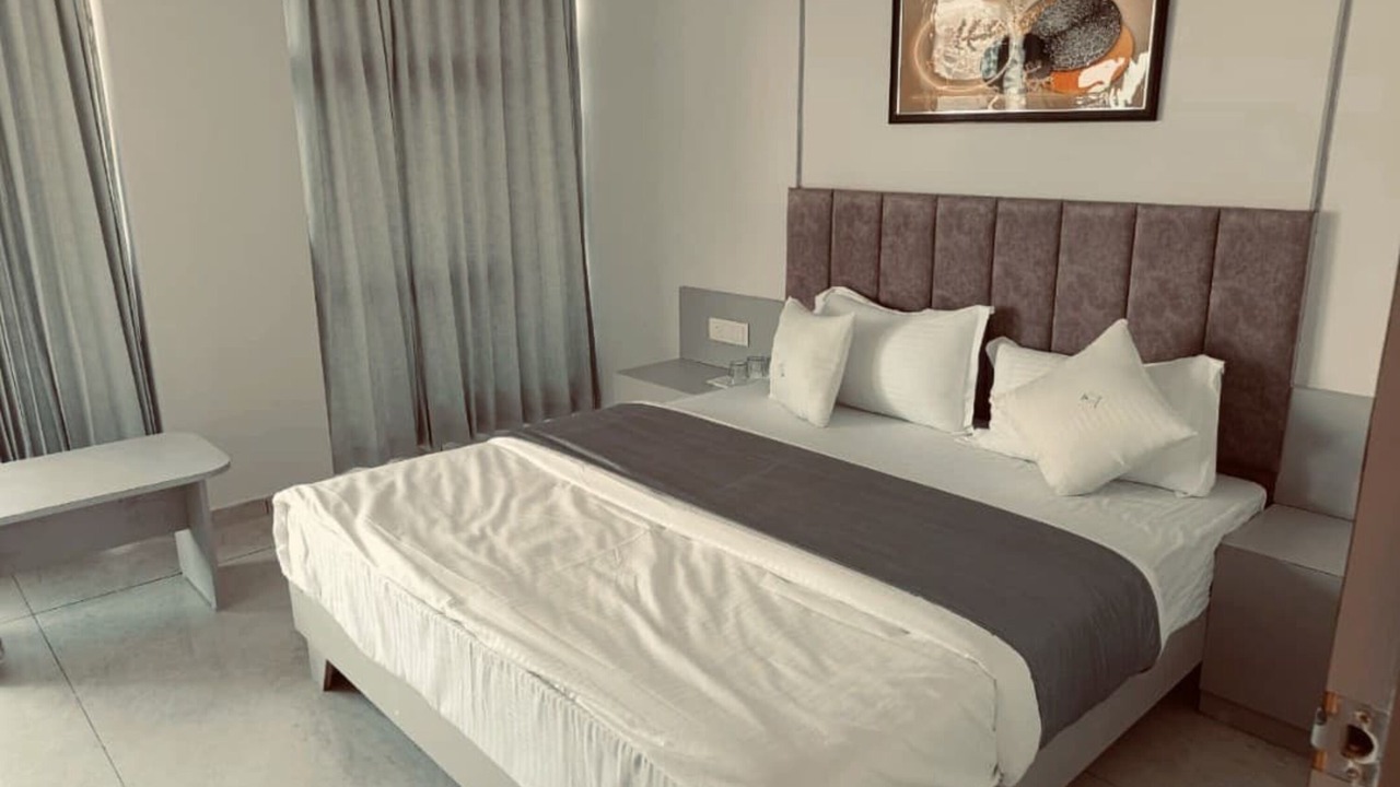 Photo of Bedroom in Gandhinagar