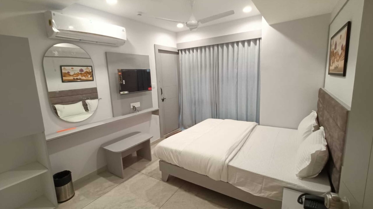 Photo of Bedroom in Gandhinagar