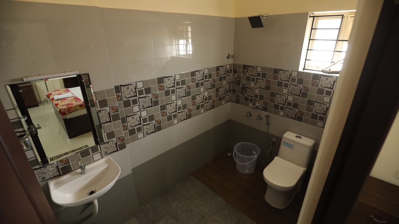 Photo of Bathroom in Thiruvananthapuram