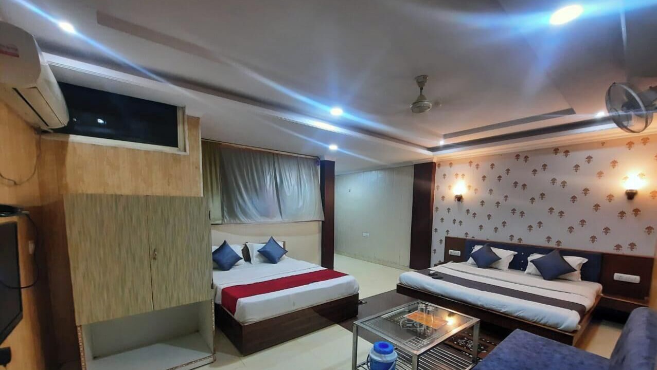 Photo of Bedroom in Pachmarhi