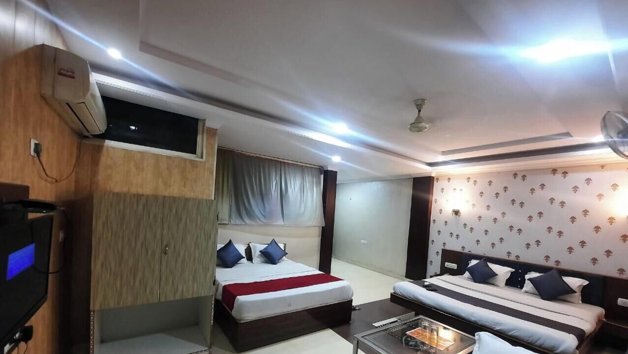 Photo of Bedroom in Pachmarhi