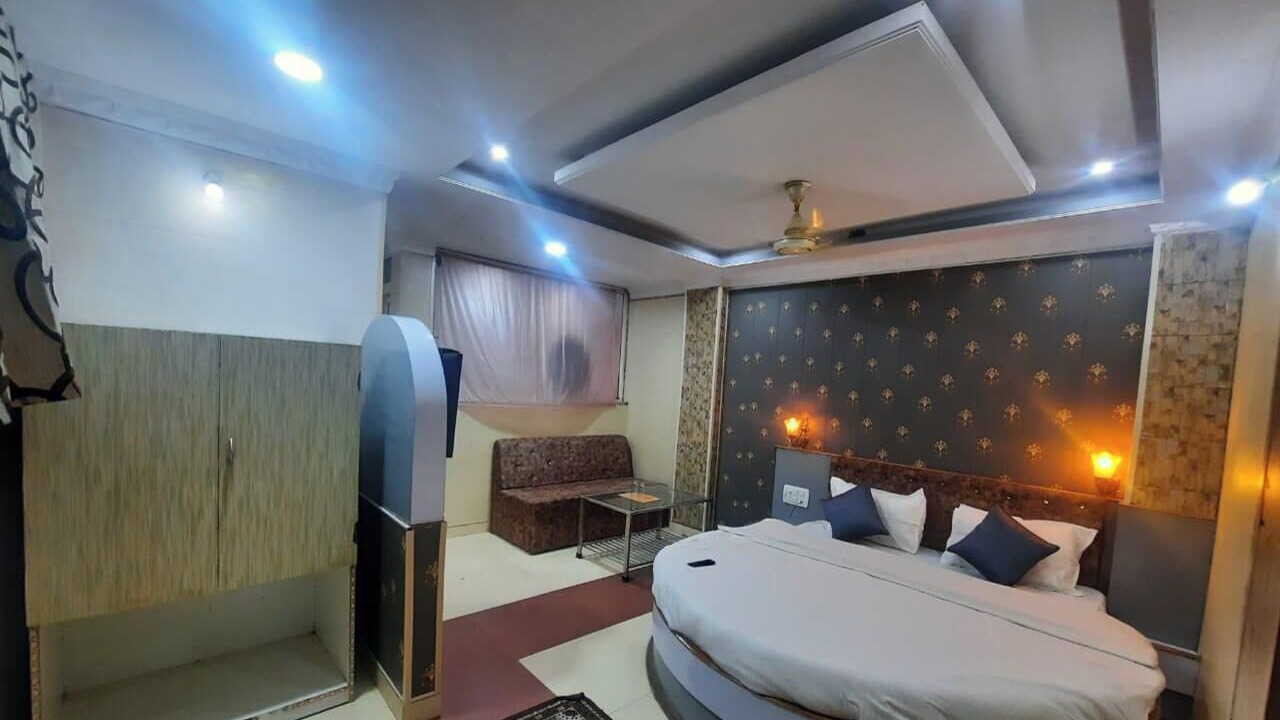 Photo of Bedroom in Pachmarhi