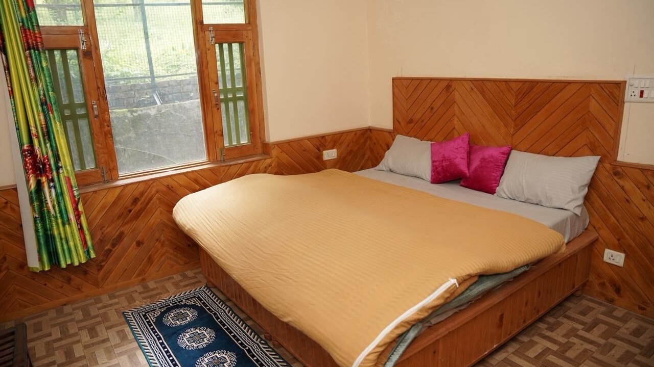 Photo of Bedroom in Kullu