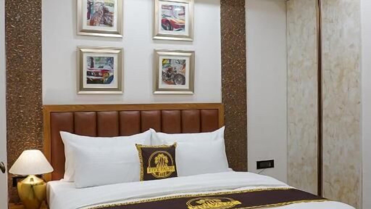 Photo of Bedroom in Sector 51