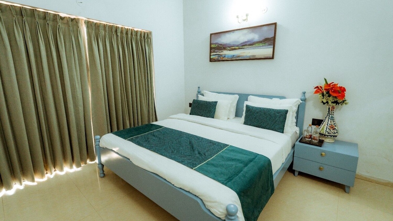 Photo of Others in Vagator