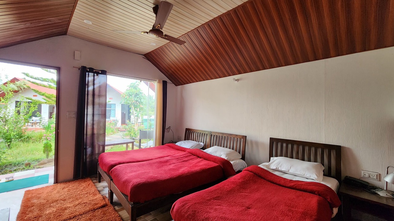 Photo of Bedroom in Narainkoti
