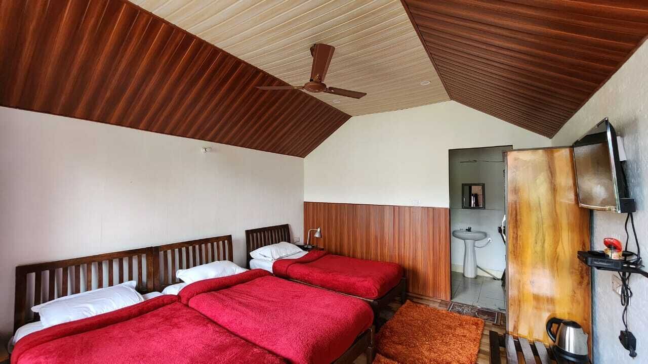 Photo of Bedroom in Narainkoti