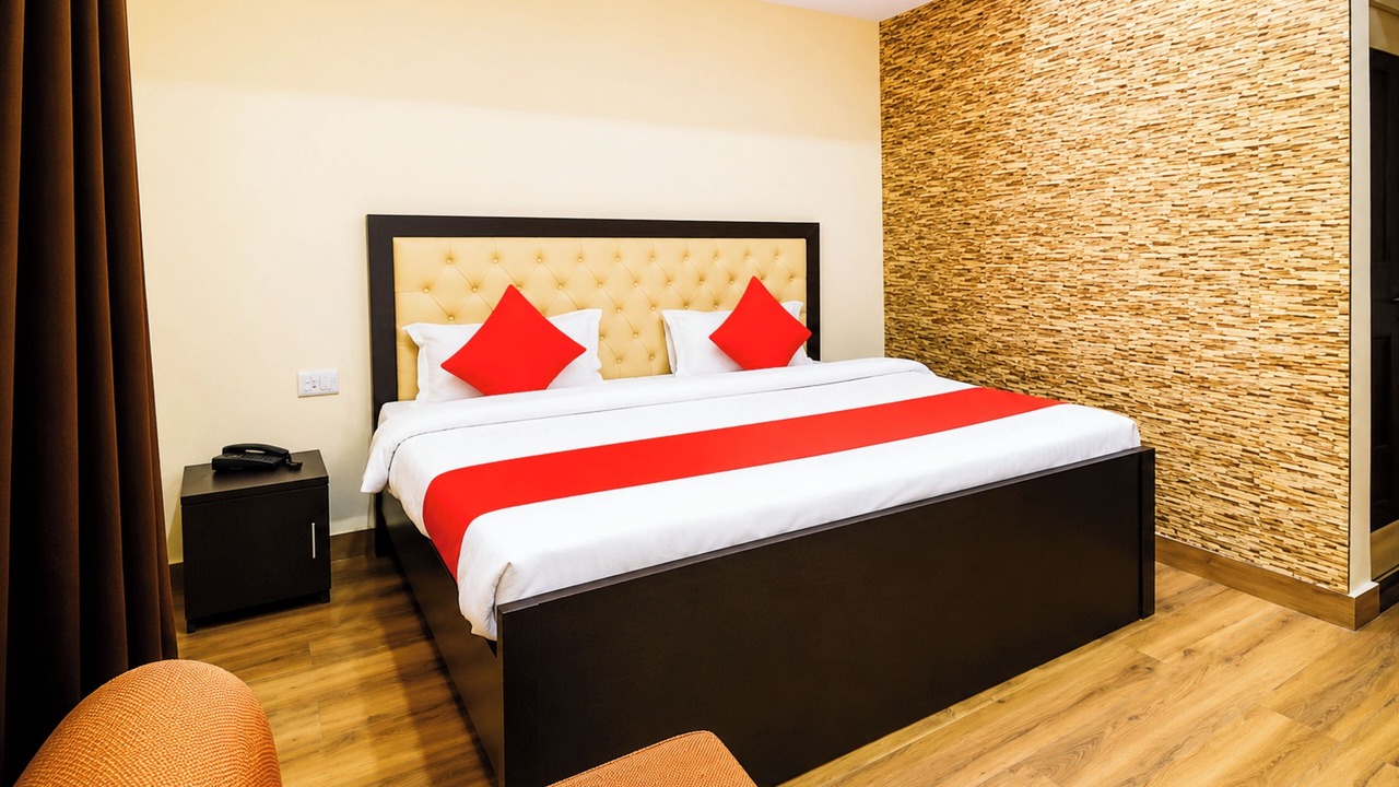 Photo of Bedroom in Charbagh