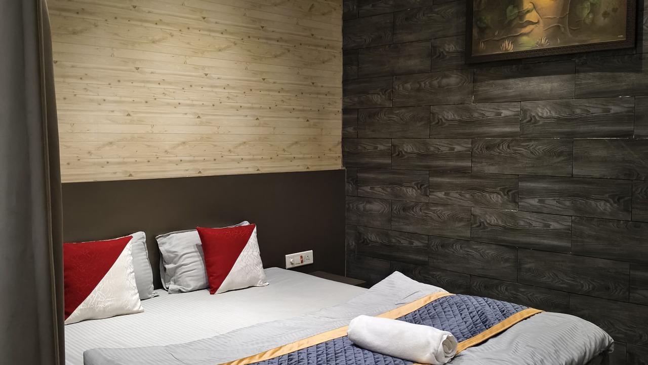 Photo of Bedroom in Zahirabad