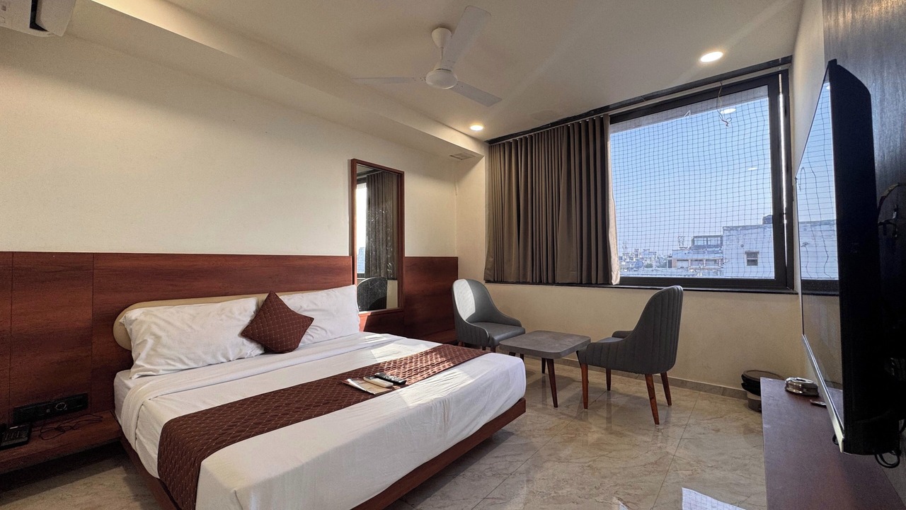 Photo of Bedroom in Rajkot