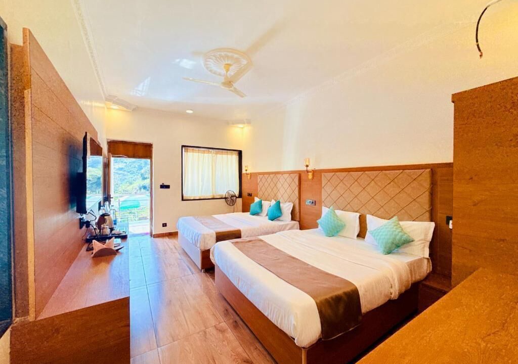 Photo of Bedroom in Mount Abu