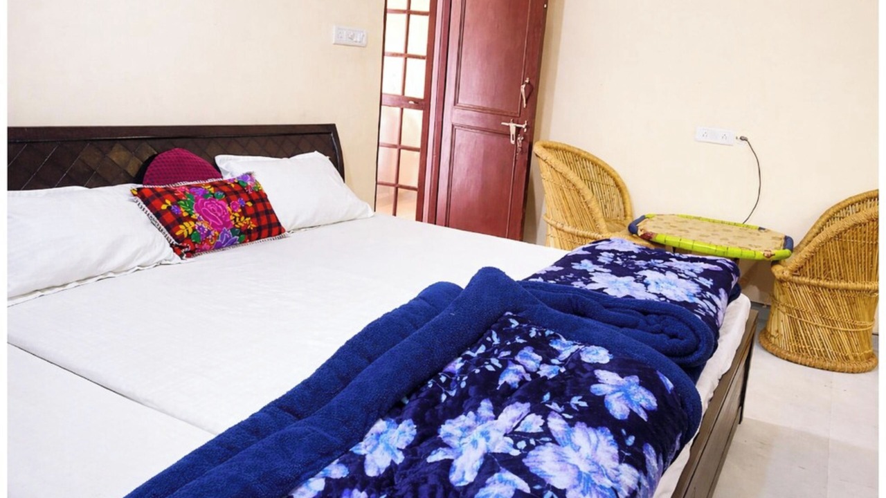Photo of Bedroom in Bhimtal