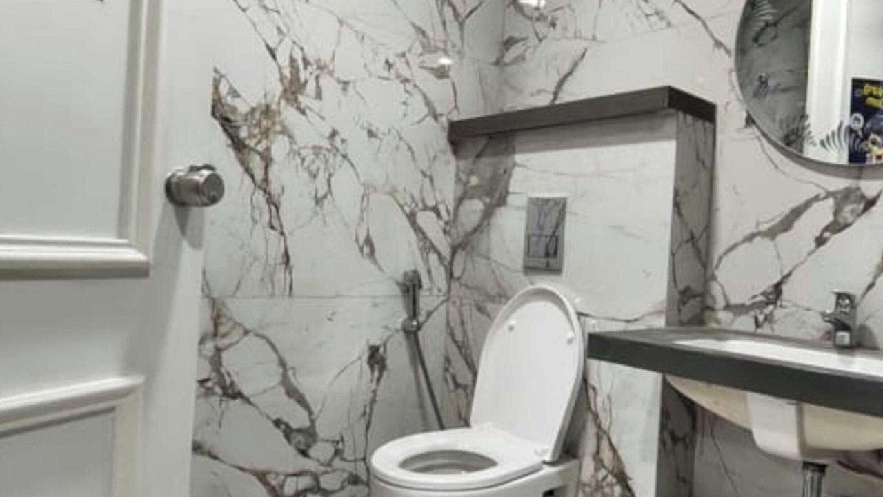 Photo of Bathroom in Viman Nagar