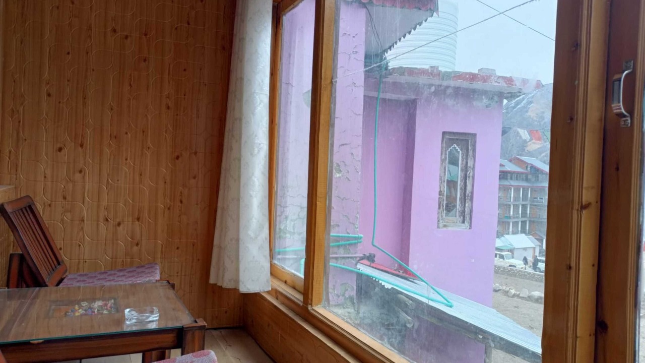 Photo of Bedroom in Chitkul