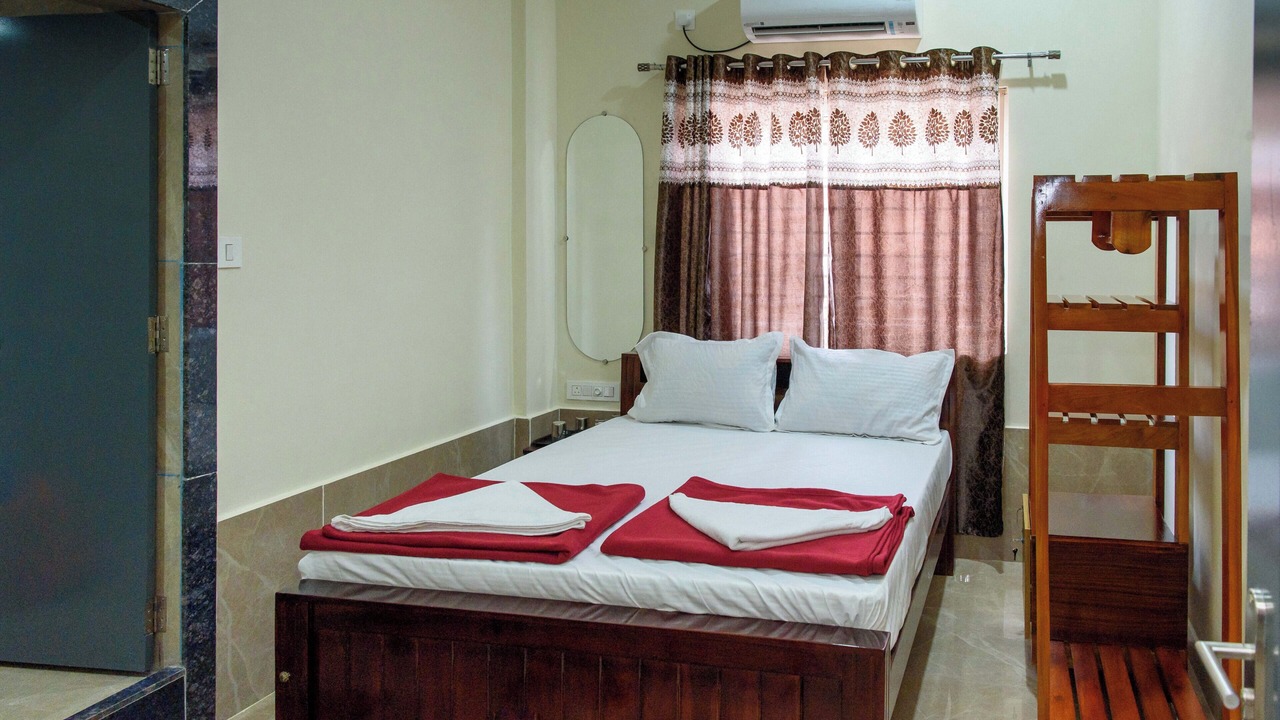 Photo of Bedroom in Honavar