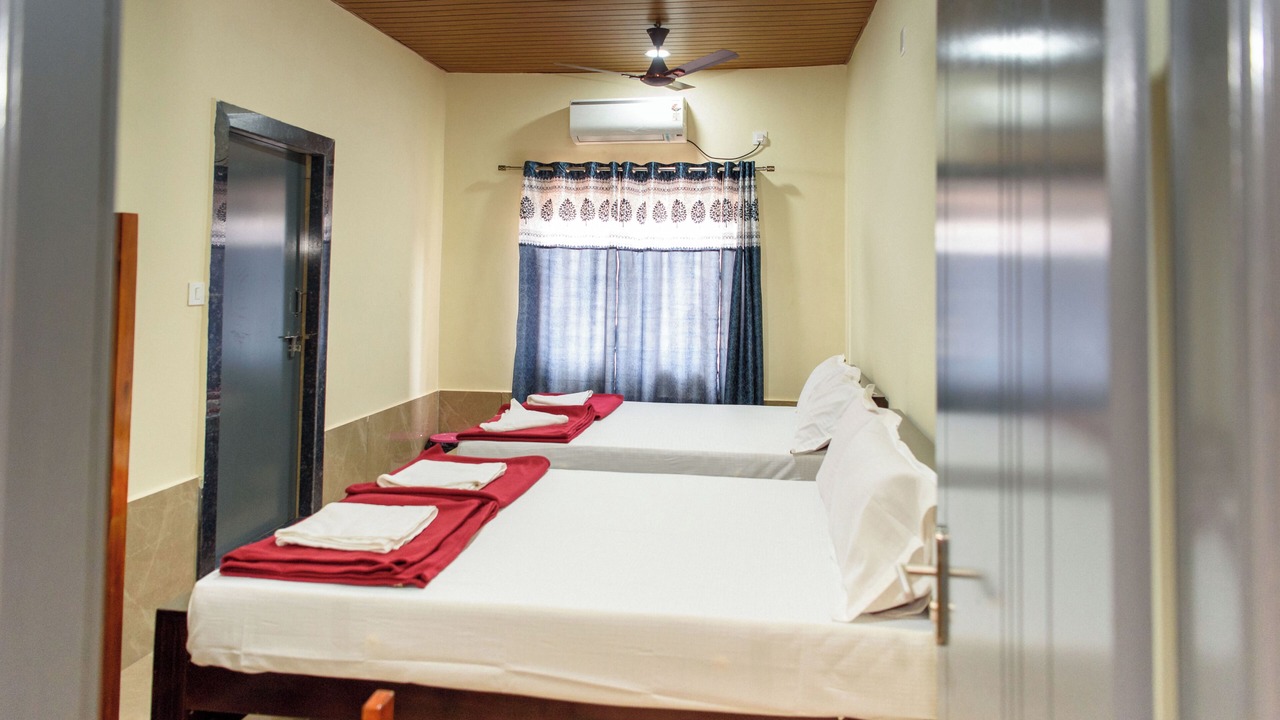 Photo of Bedroom in Honavar