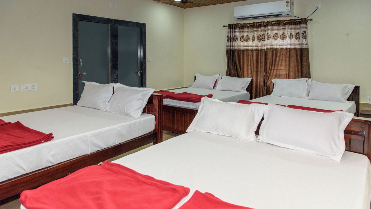 Photo of Bedroom in Honavar