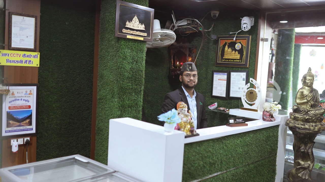 Photo of Others in Srinagar
