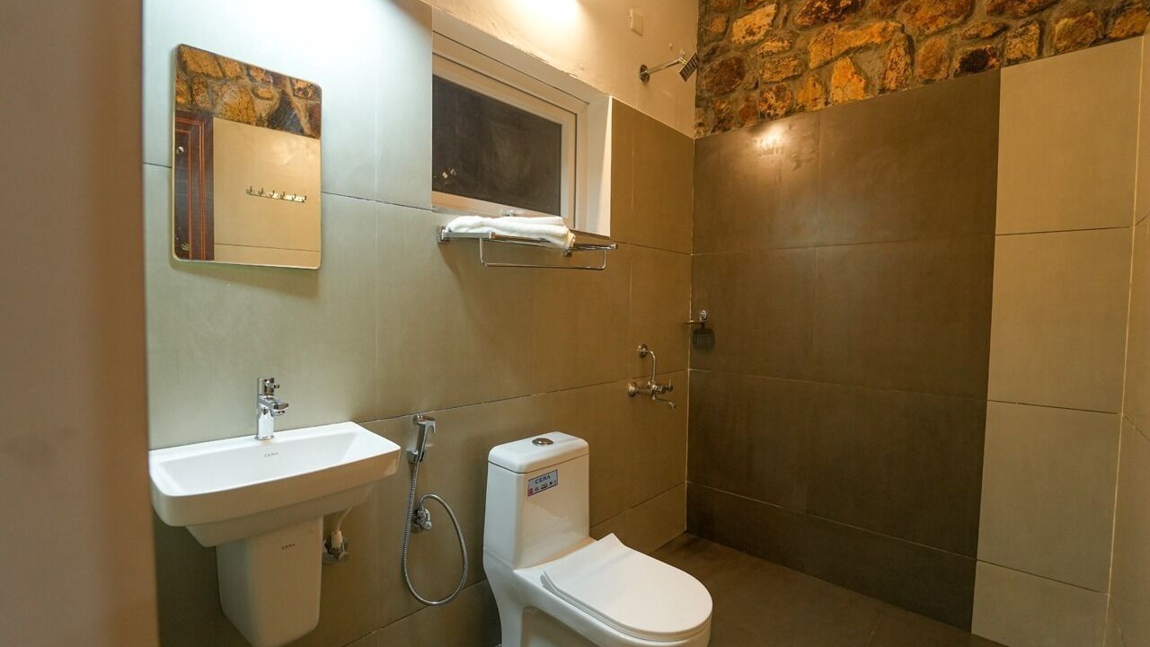 Photo of Bathroom in Elappara