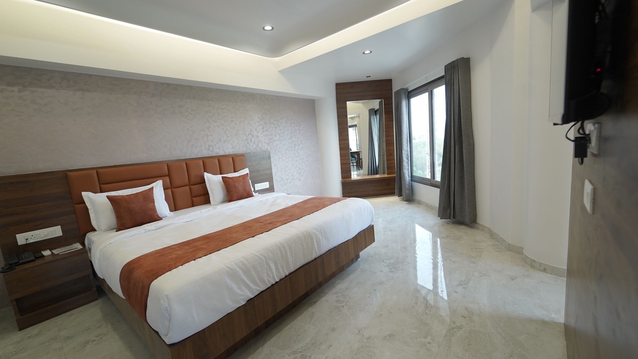 Photo of Bedroom in Sayajiganj