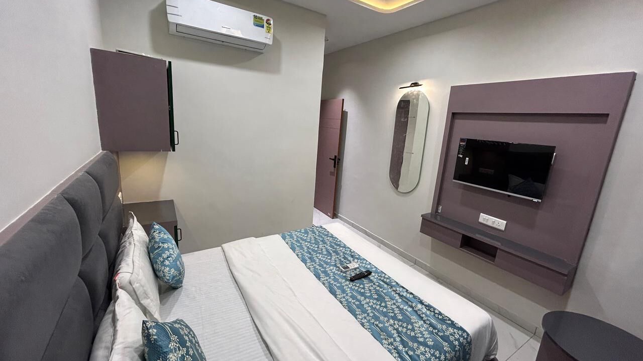 Photo of Bedroom in Ahmedabad