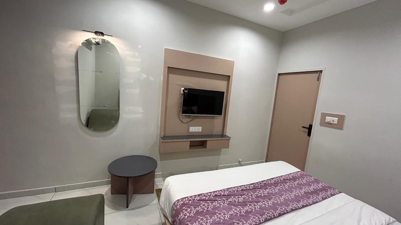 Photo of Bedroom in Ahmedabad