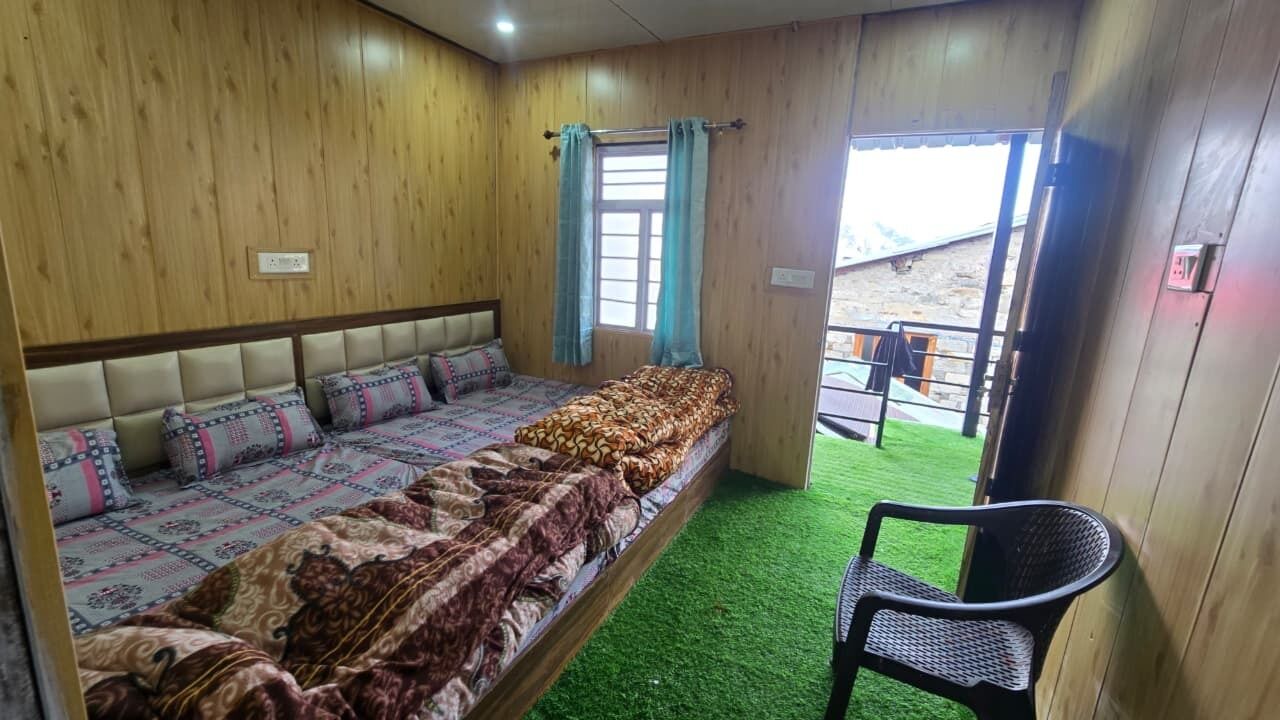 Photo of Bedroom in Kedarnath